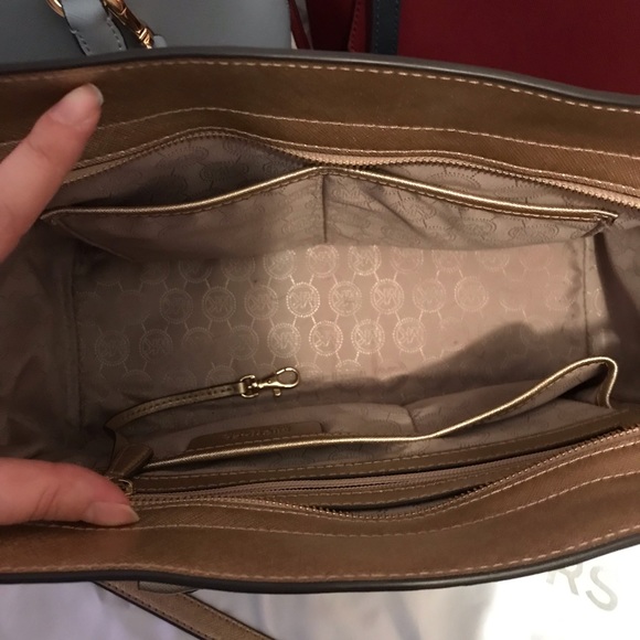 Michael Kors Bag - Picture 5 of 5